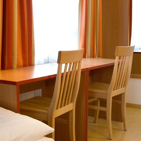 Ausbildungshotel St. Theresia Munich Luaran gambar