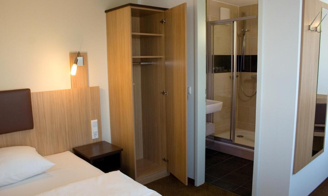Ausbildungshotel St. Theresia Munich Luaran gambar