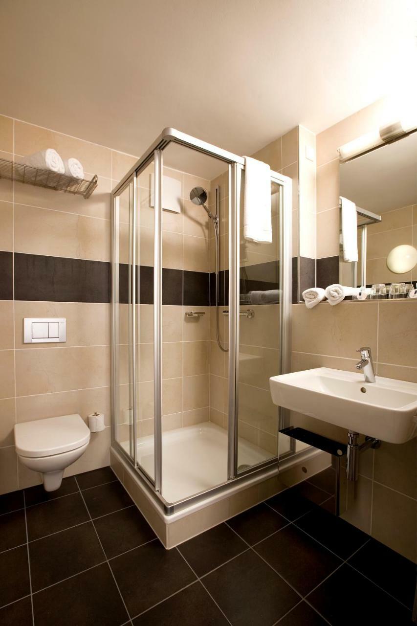 Ausbildungshotel St. Theresia Munich Luaran gambar